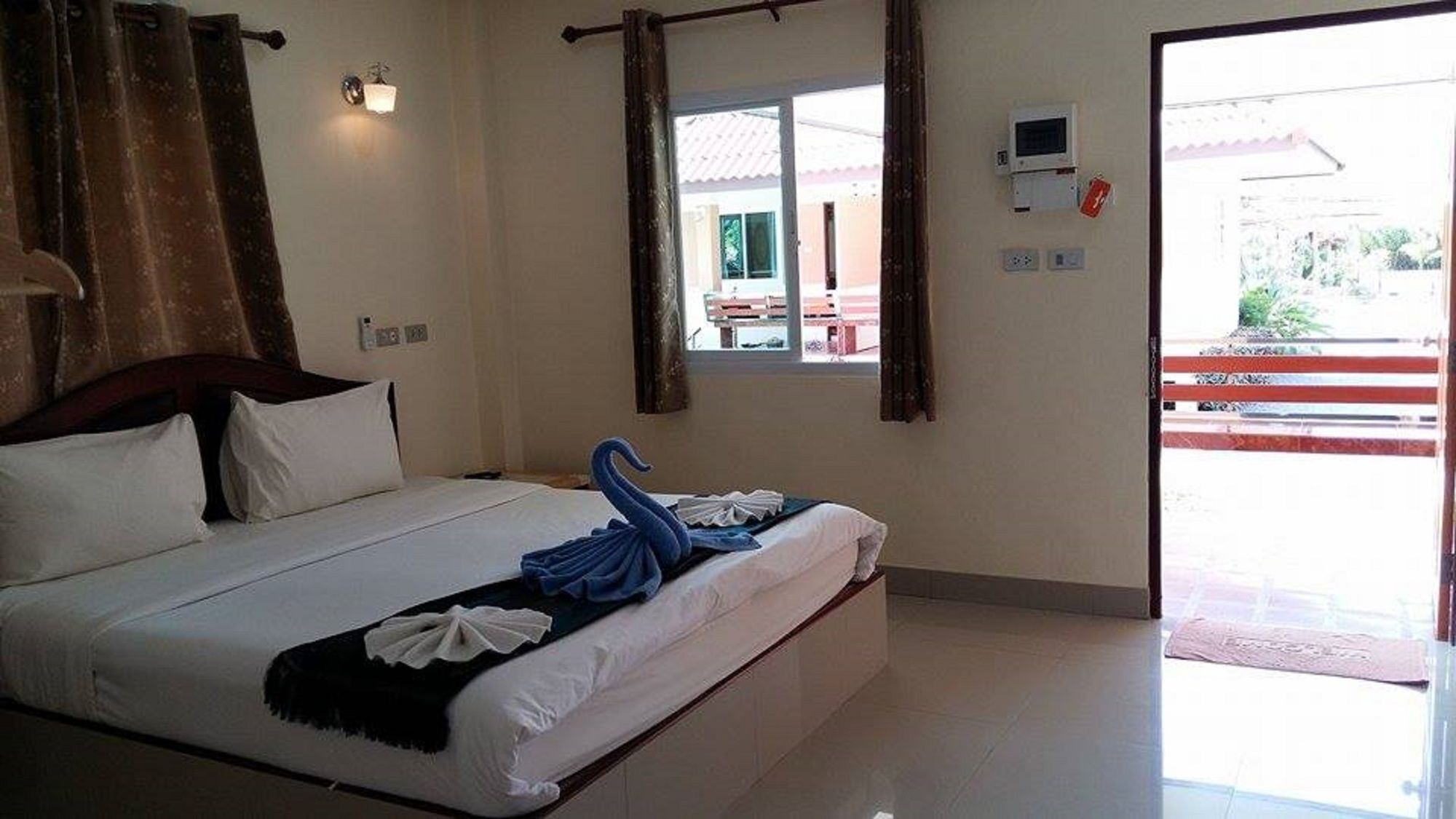 Naris Phuview Resort Satun Eksteriør billede