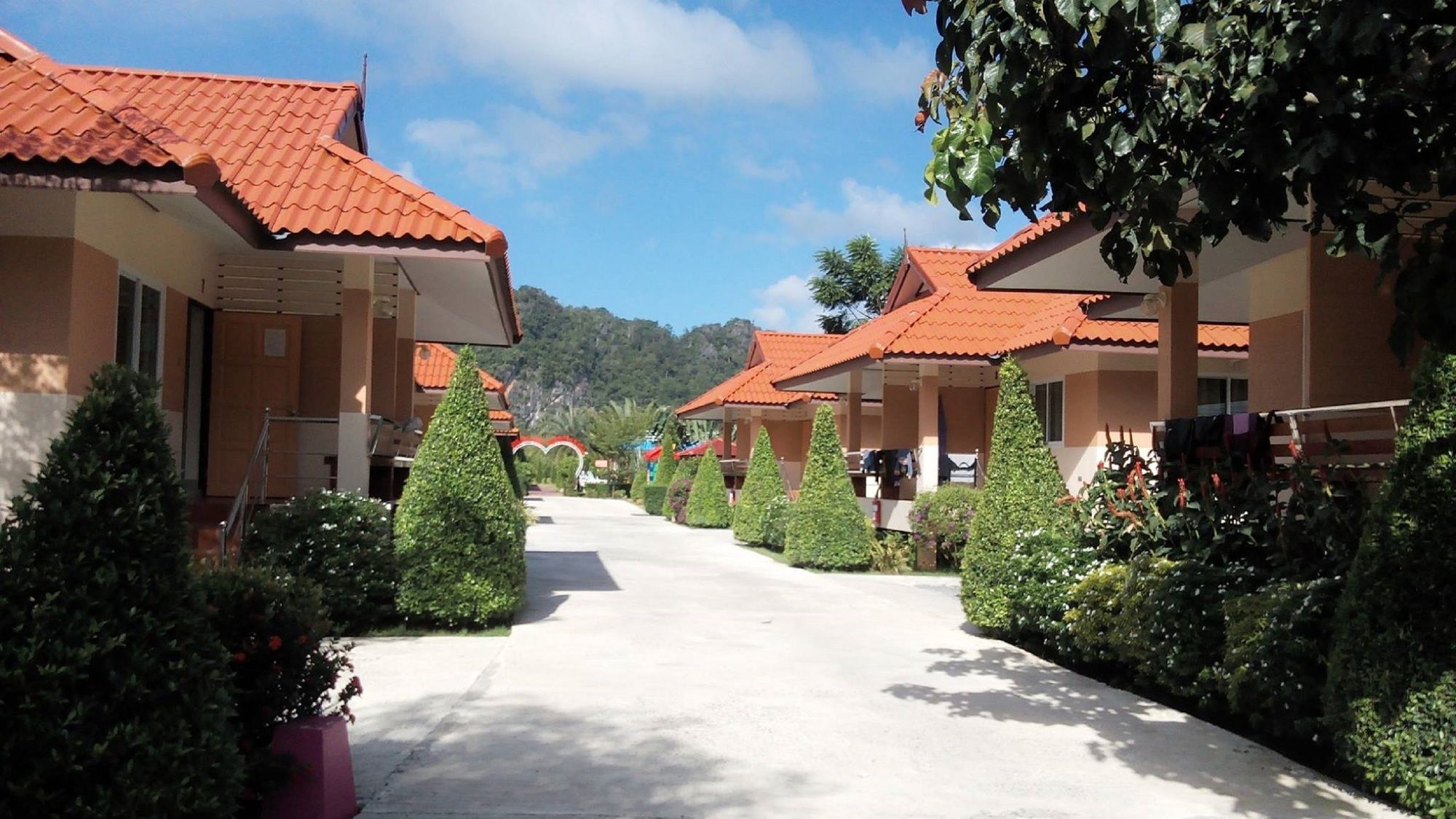 Naris Phuview Resort Satun Eksteriør billede